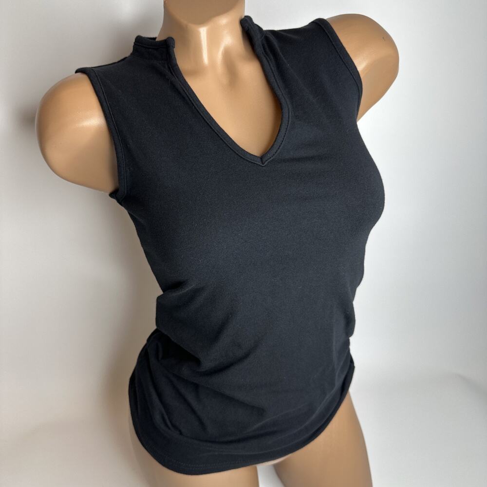 York Canada Black Graphic Baby Tee Gotta Eat Em All Tank Top Sleeveless XS Y2K